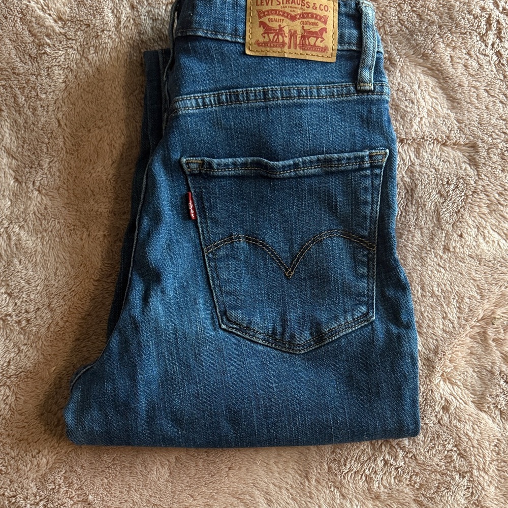 Levi’s 721 High Rise Skinny Jeans